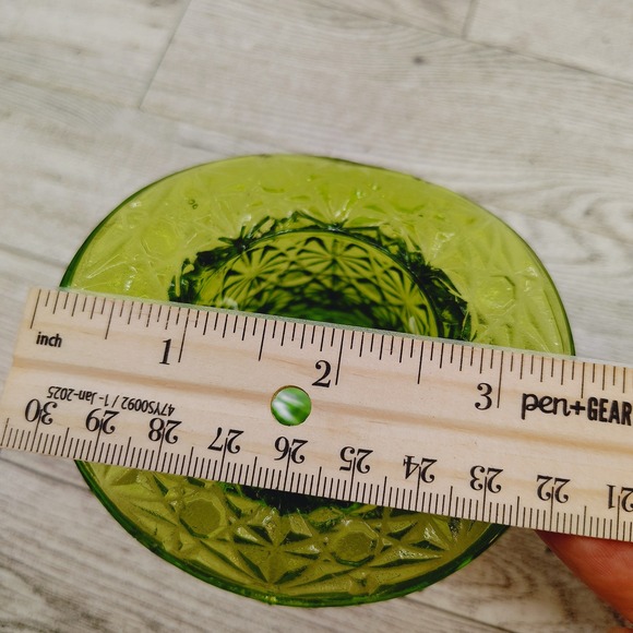 Green Glass Top Hat Vintage Whimsy Decor Collectible Display Toothpick Holder - Picture 6 of 10